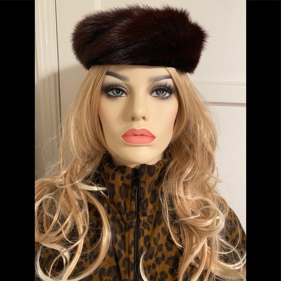 Vintage Mink Hat - Picture 1 of 15